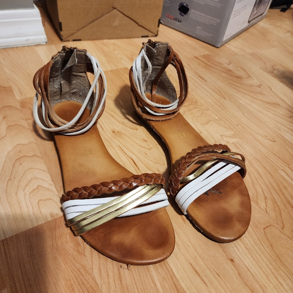Women's sandals